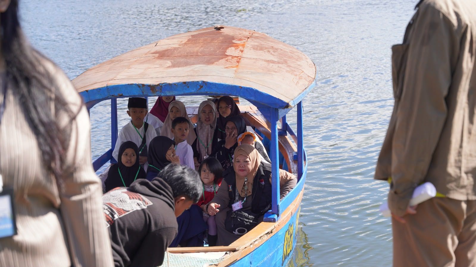 Galeri aktivitas Volunteer Camp 3: Bermain Bersama Adik Binaan ke-2