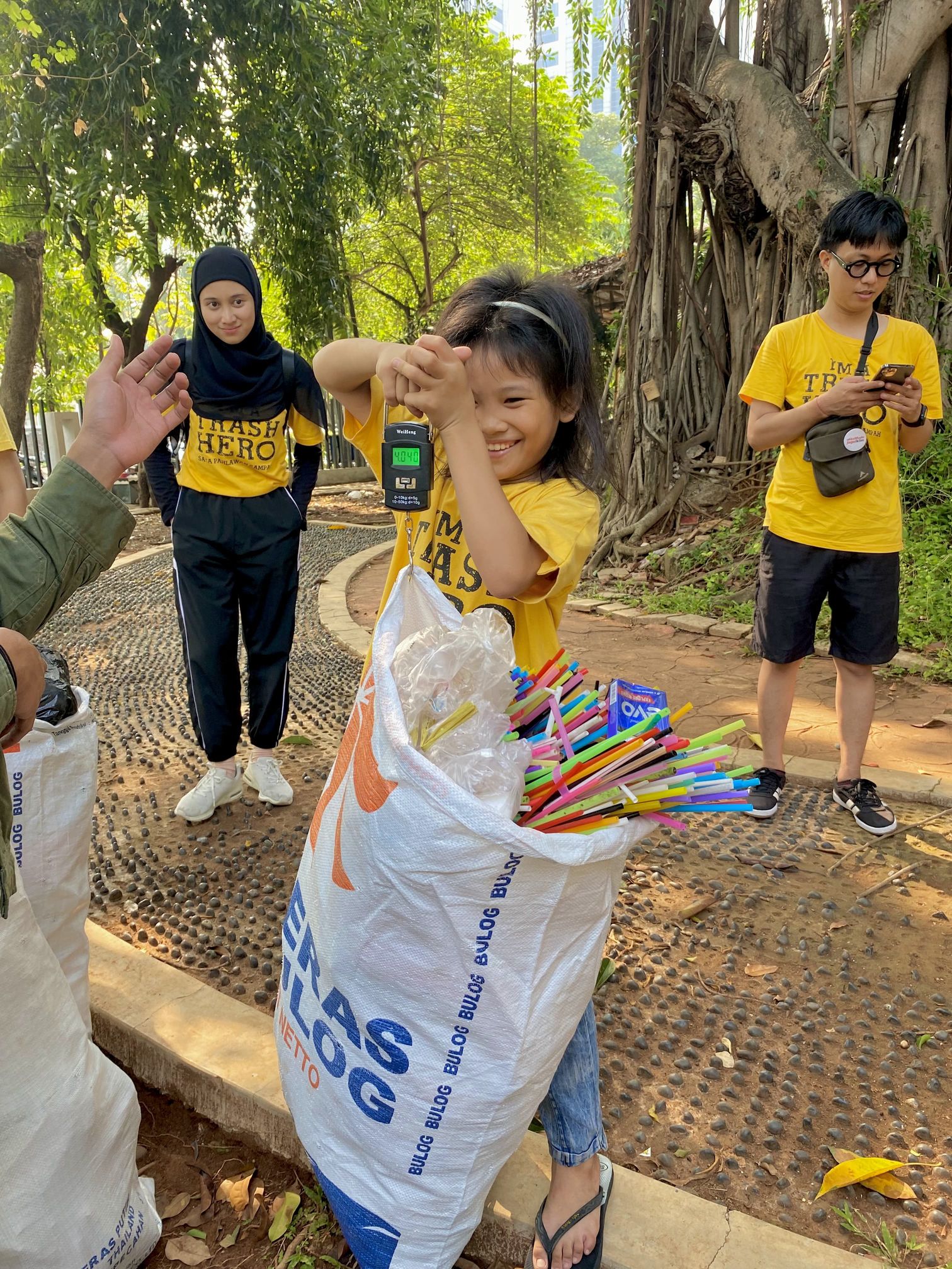 Galeri aktivitas Clean up Trash Hero Jakarta ke-241 ke-2