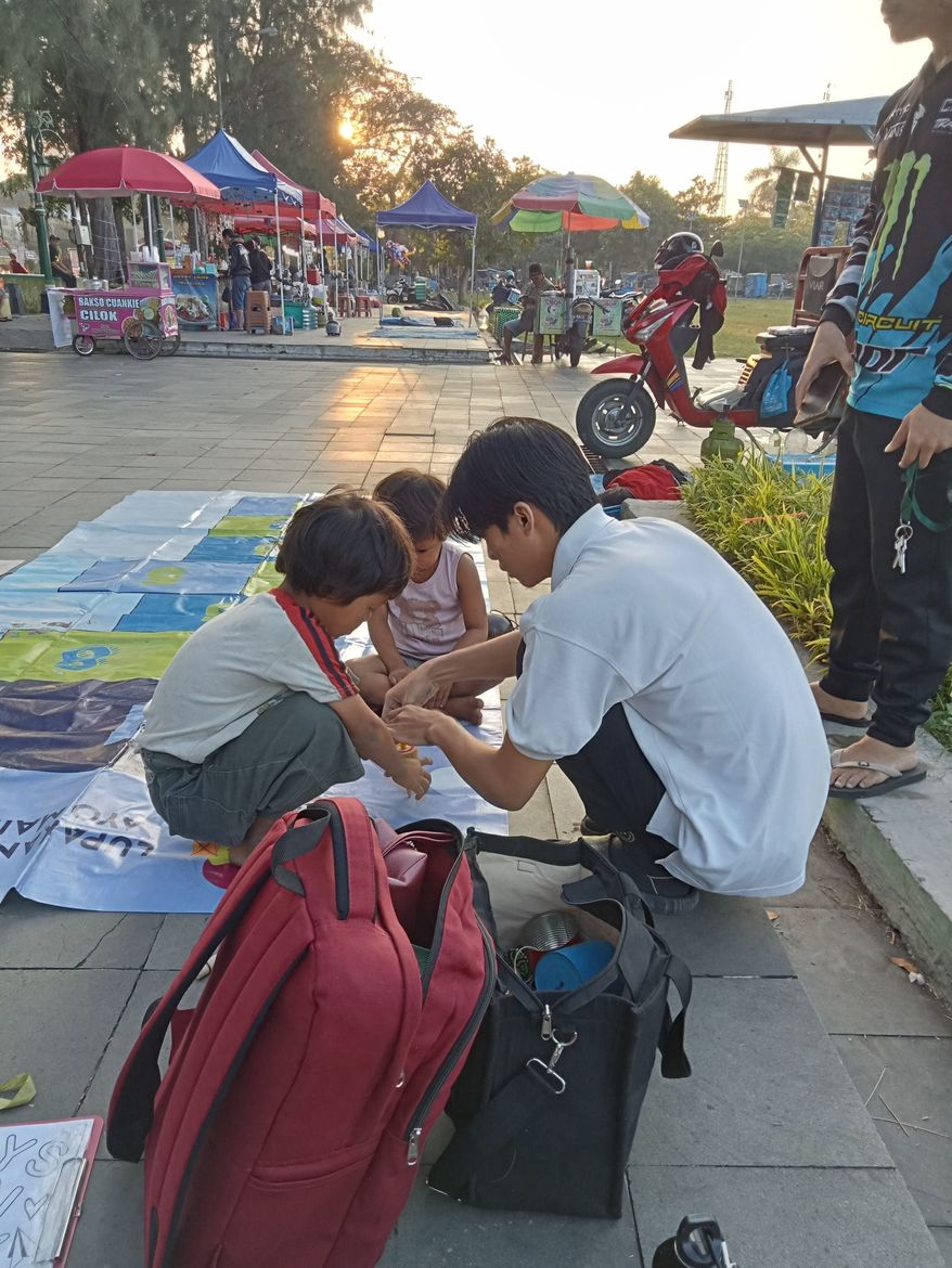 Galeri aktivitas volunteer ALWAys fun! ke-2