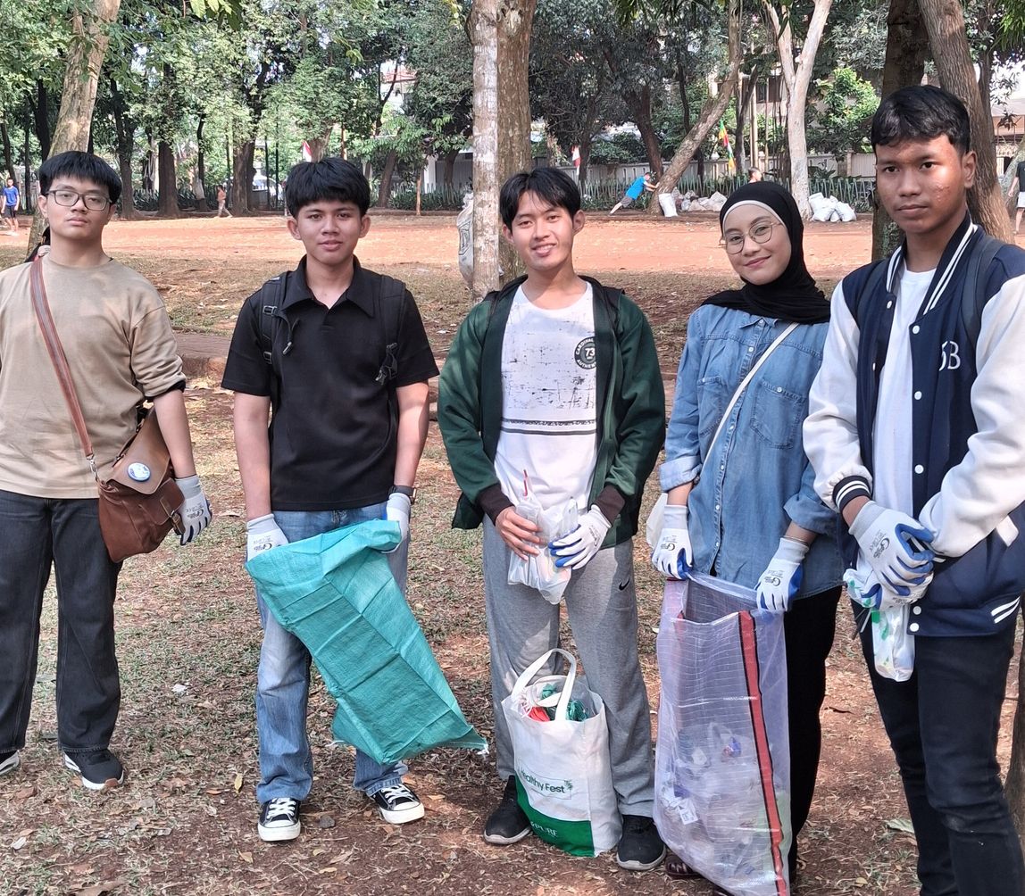 Galeri aktivitas Clean up Taman Bendi ke-2
