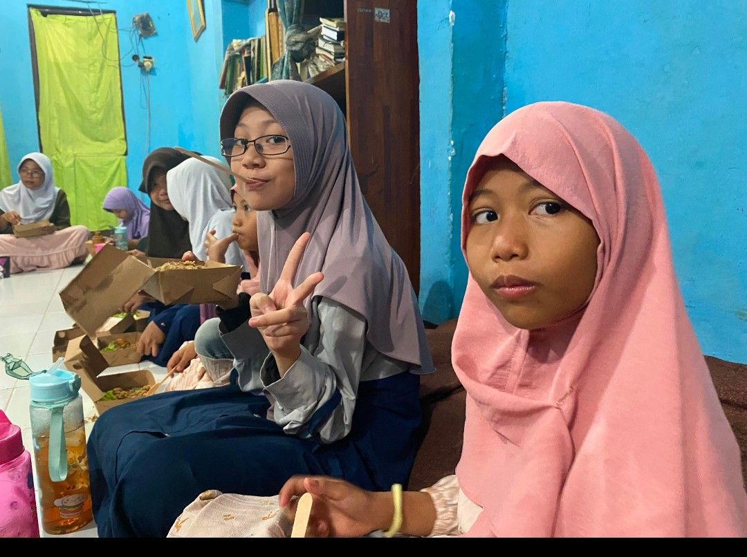Galeri aktivitas Mengajar Yatim dan Dhuafa di Rawamangun ke-2