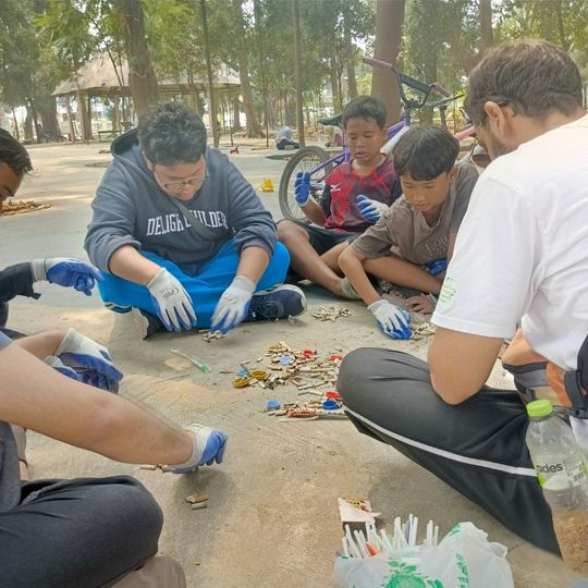 Galeri aktivitas Clean Trip Ragunan ke-3