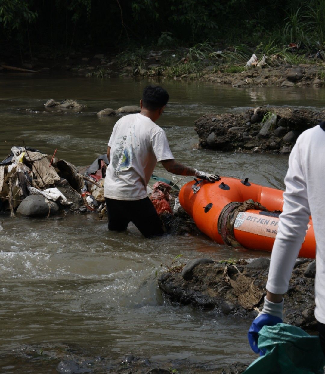 Galeri aktivitas Clean up Kota Tangerang ke-2