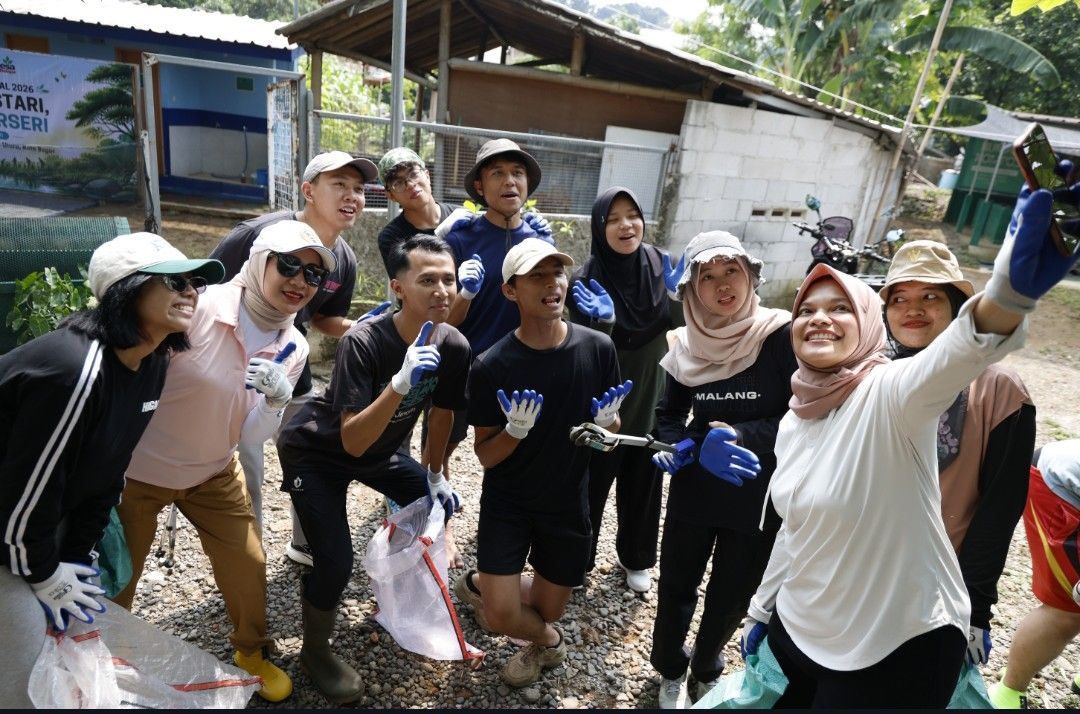 Galeri aktivitas Clean up di situ cilodong Depok ke-3